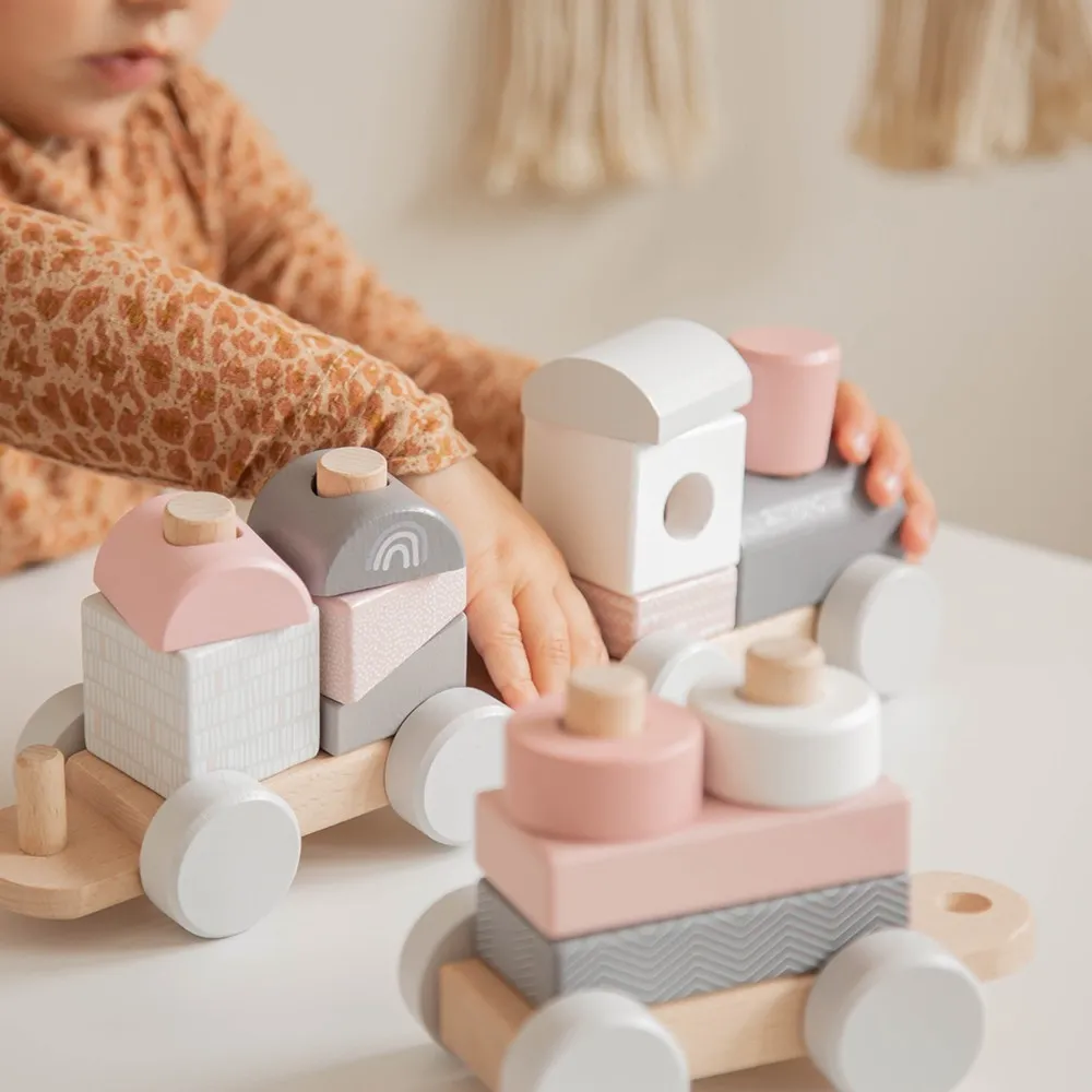 label-label-stacking-train-pink (1).webp