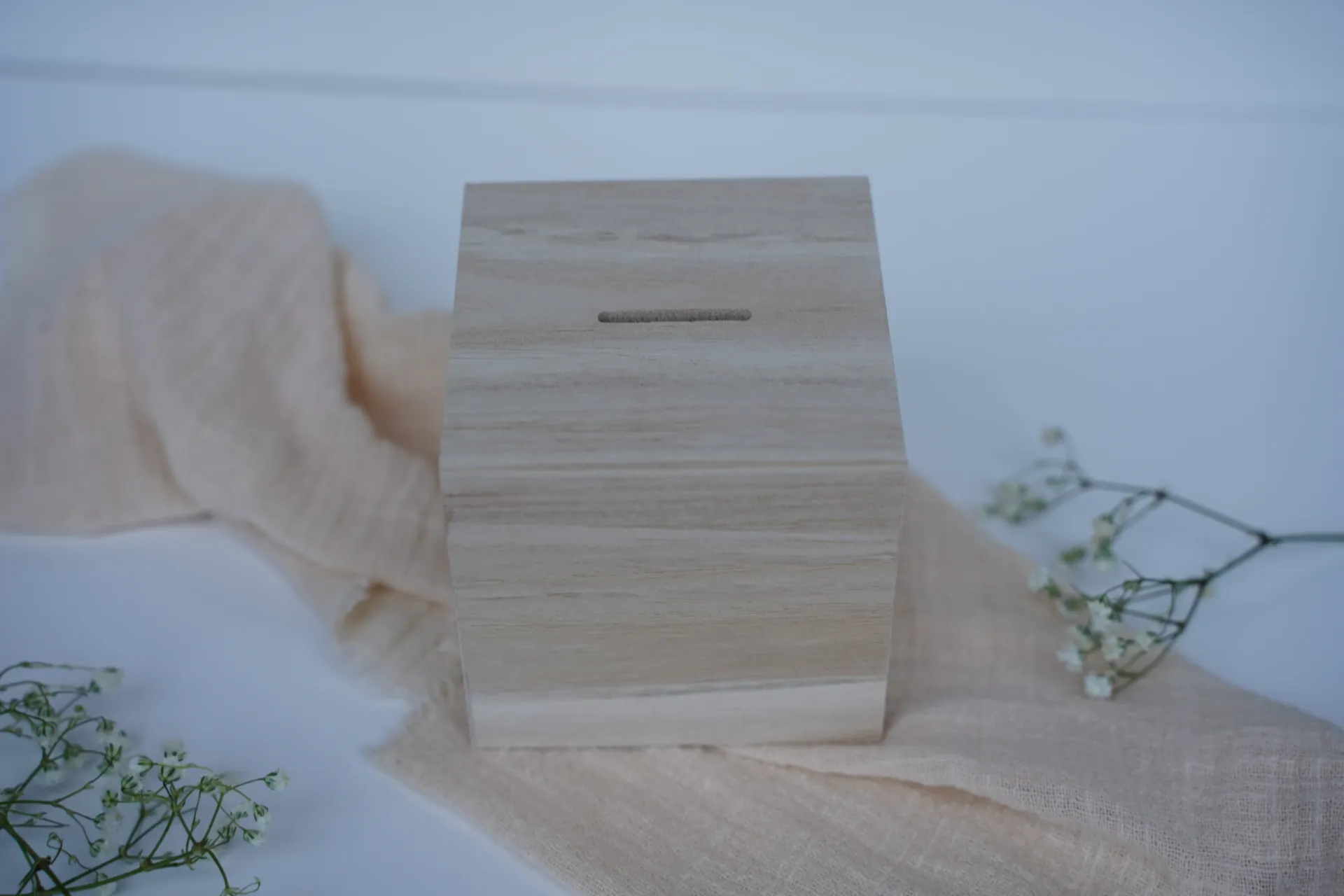 Spardose Holz "Wunschgravur"