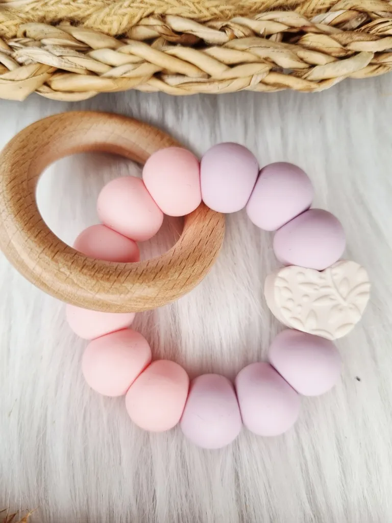 Beißring - Herz weiß lila/rosa personalisiert (ohne Name)