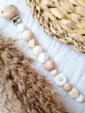 Schnullerkette - Gänseblümchen beige/weiß personalisiert