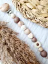 Schnullerkette - Gänseblümchen beige/braun personalisiert