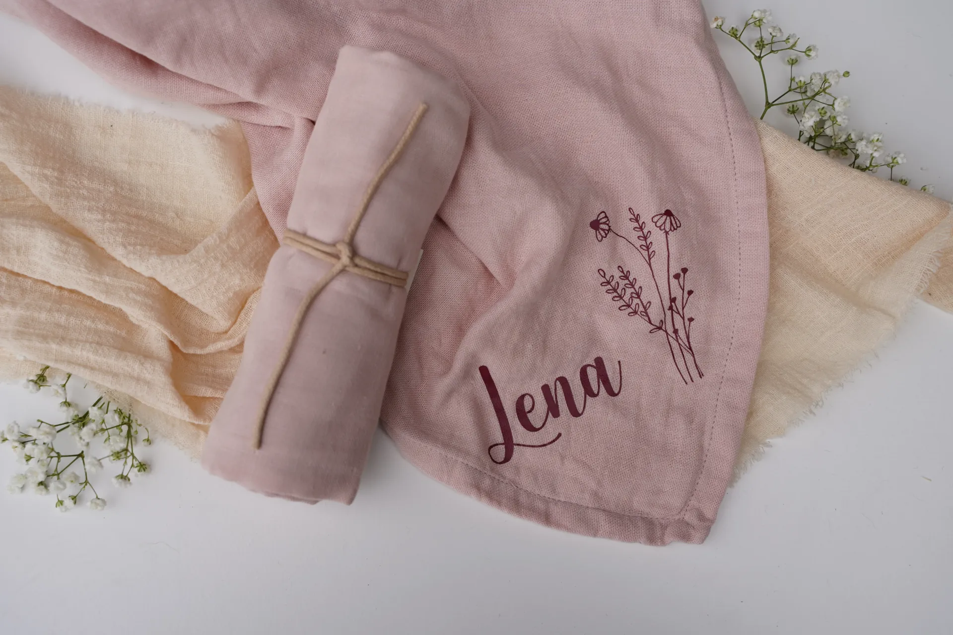 Mulltuch Baby "Blumenwiese" - personalisiert (Rosa)