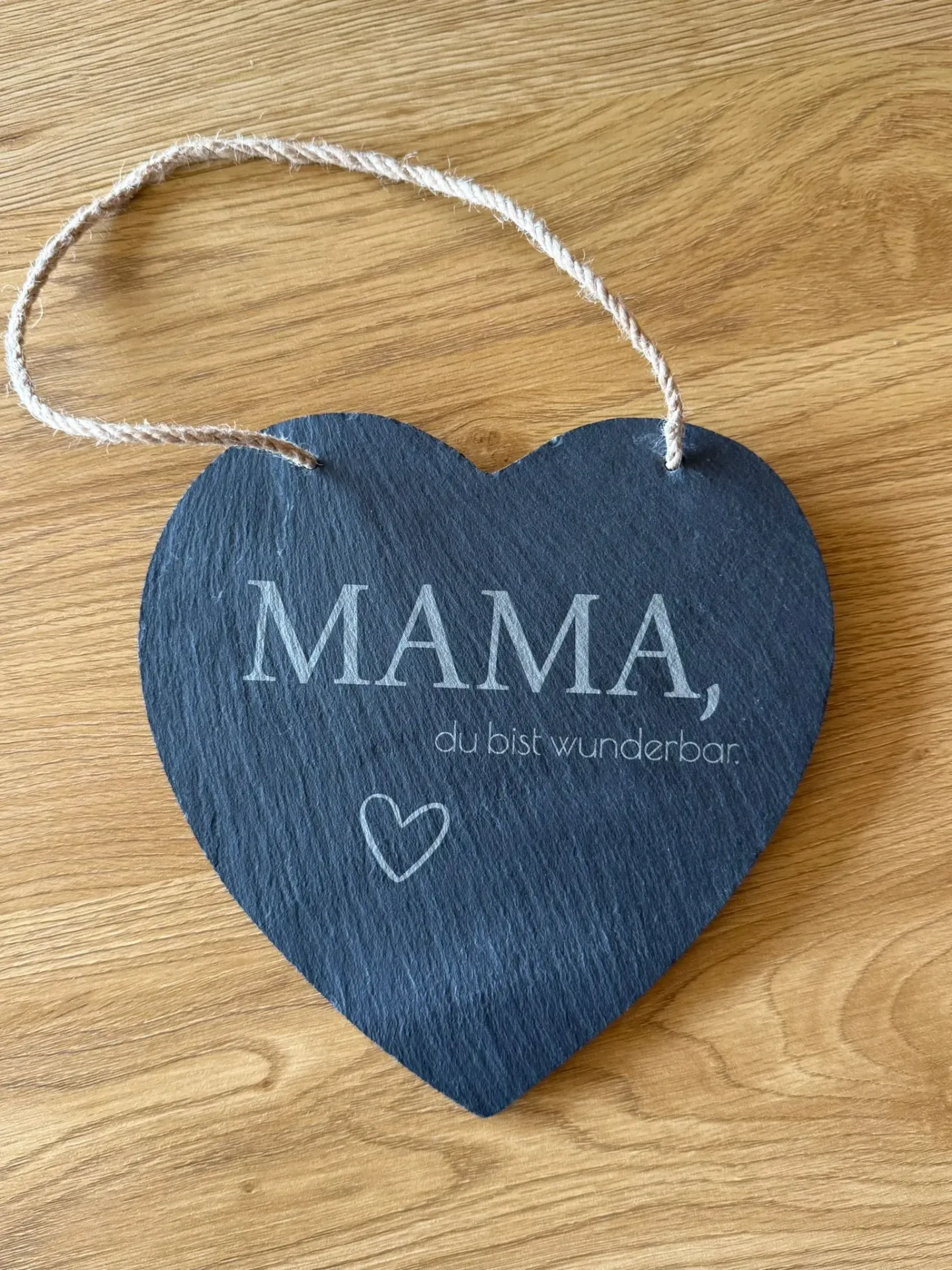 Schieferherz "Mama du bist wunderbar"