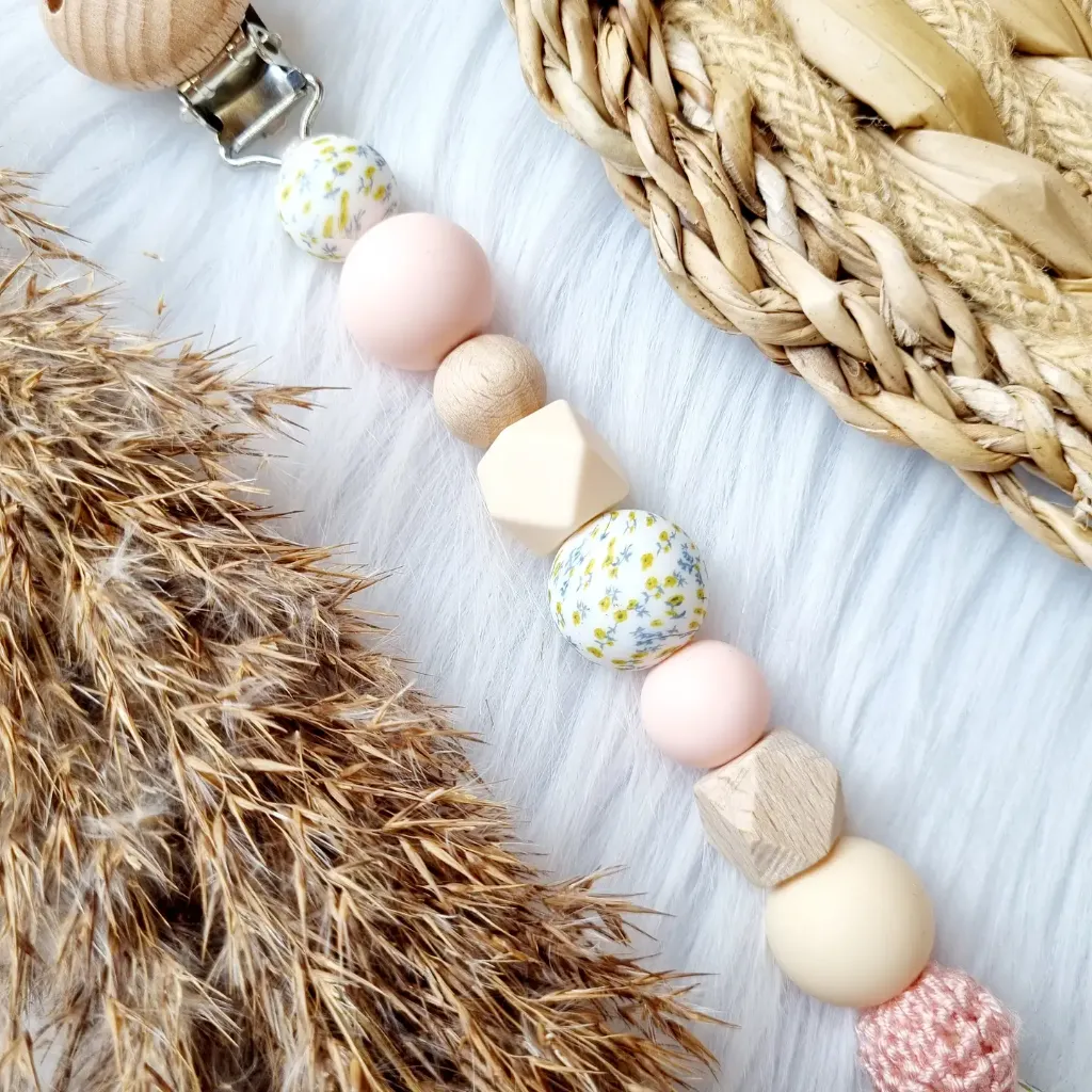Schnullerkette - Blume rosa/vanille personalisiert (ohne Name)