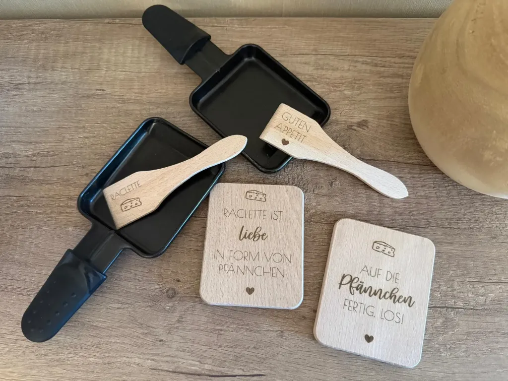 Raclette Untersetzer & Schaber - personalisiert
