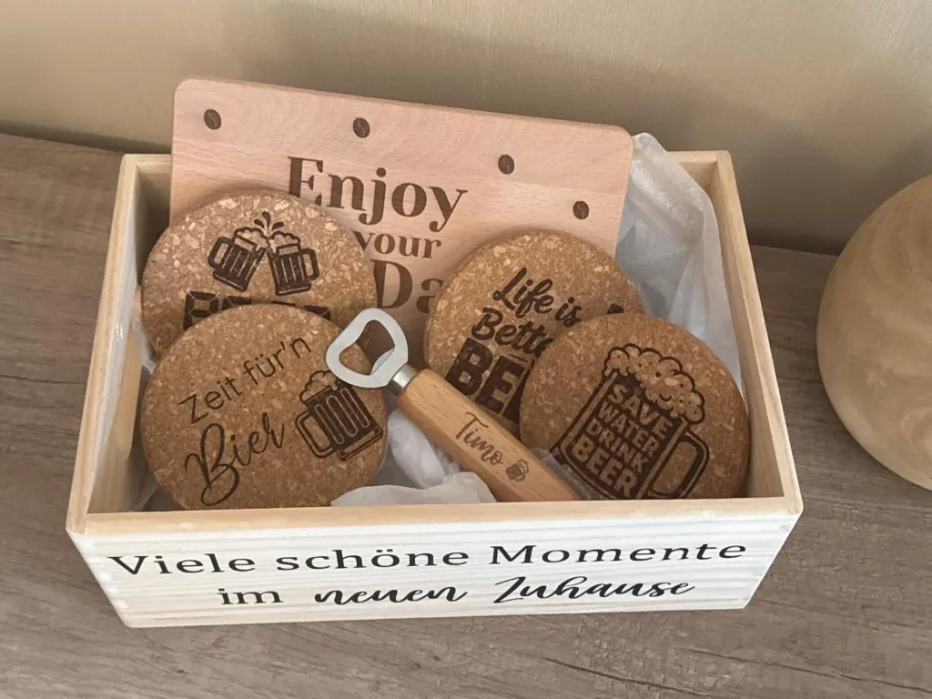Geschenkkiste - neues Zuhause